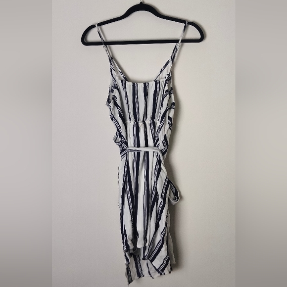 E&M Dress - Picture 8 of 10